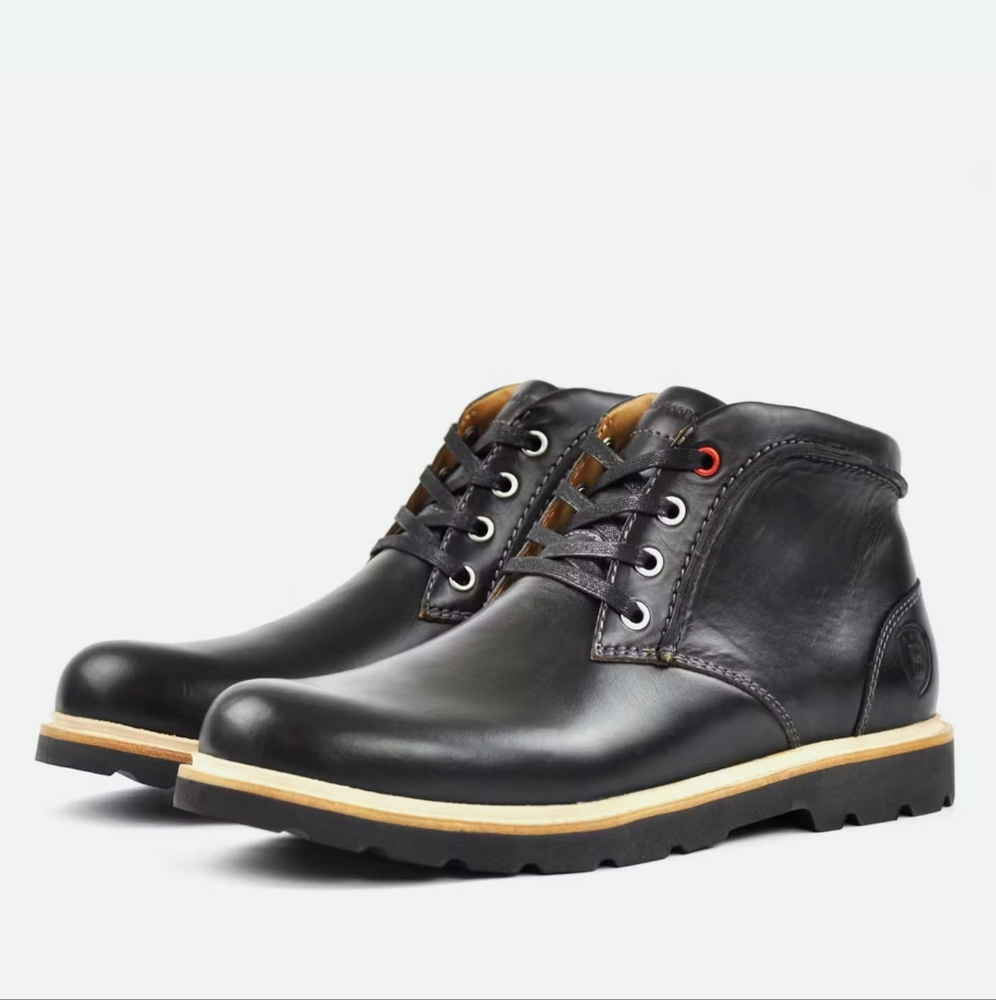 Boston Boot Co Commonwealth Chukka Black Leather Waterproof Work Boots. 7.5